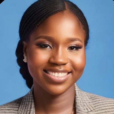 Cop_Esther's tweet photo. #NewProfilePic https://t.co/pZ7AWM3OIQ