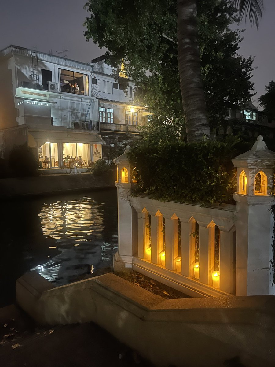 configlight's tweet image. Bangkok Social Lighting Workshop first night of mock-ups in Mahakan Fort Park - lots of design ideas to discuss tomorrow #sociallighting #Bangkoksociallighting @LightFollowsBeh @LSEnews @LUCIassociation