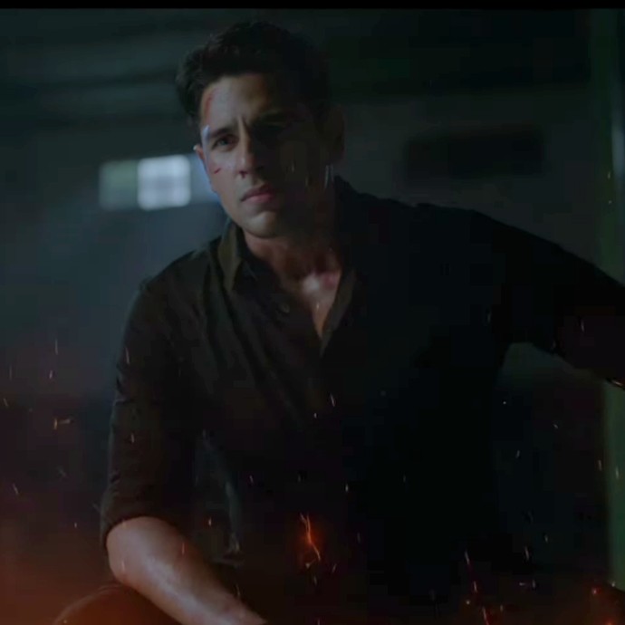 Lalranjan16's tweet photo. Just can't wait for 19 Jan 📛
.

.

Sidharth Malhotra 🔥💙 #SidharthMalhotra 
#IPF #RohitShetty  
#IndianPoliceForceOnPrime https://t.co/evpN1SiQTr