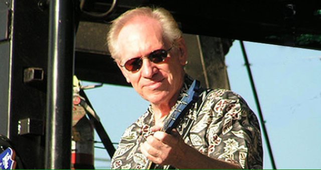 espofootball's tweet photo. #BTD Jan16,1937 #BobBogle RIP guitarist, co-founder The #Ventures from 1962-96; 1966 US #8 Walk Don't Run '64, 1968 US #4 Hawaii Five-O, +3 US Top40s. 2008 inducted Rock Hall of Fame with The Ventures. Bogle died Jun14,2009 at 75 from non-Hodgkin lymphoma https://t.co/gNf4jKLbtj