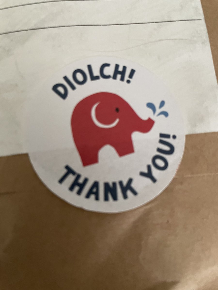 Happy post, from the lovely #Wales today

Received from <a href="/babipur/">Babi Pur</a> 

Diolch yn fawr 🥰🙌🏻💪🏻 

🏴󠁧󠁢󠁷󠁬󠁳󠁿
