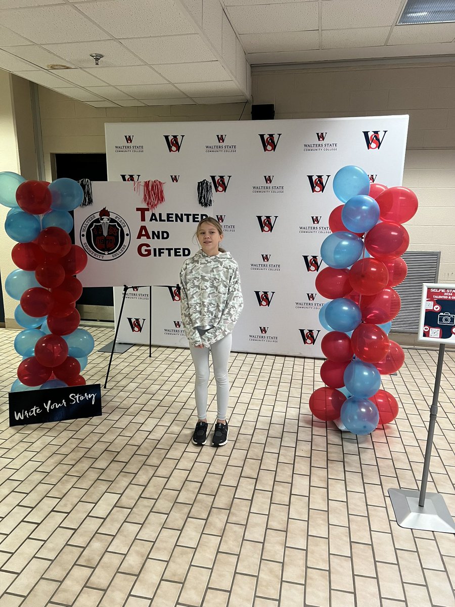 jhouse4769's tweet photo. Proud of my girl! She was selcted for a program at walter state for talented and gifted kids. She will be a college girl for the next month on the weekends https://t.co/QRt3TSOMbh