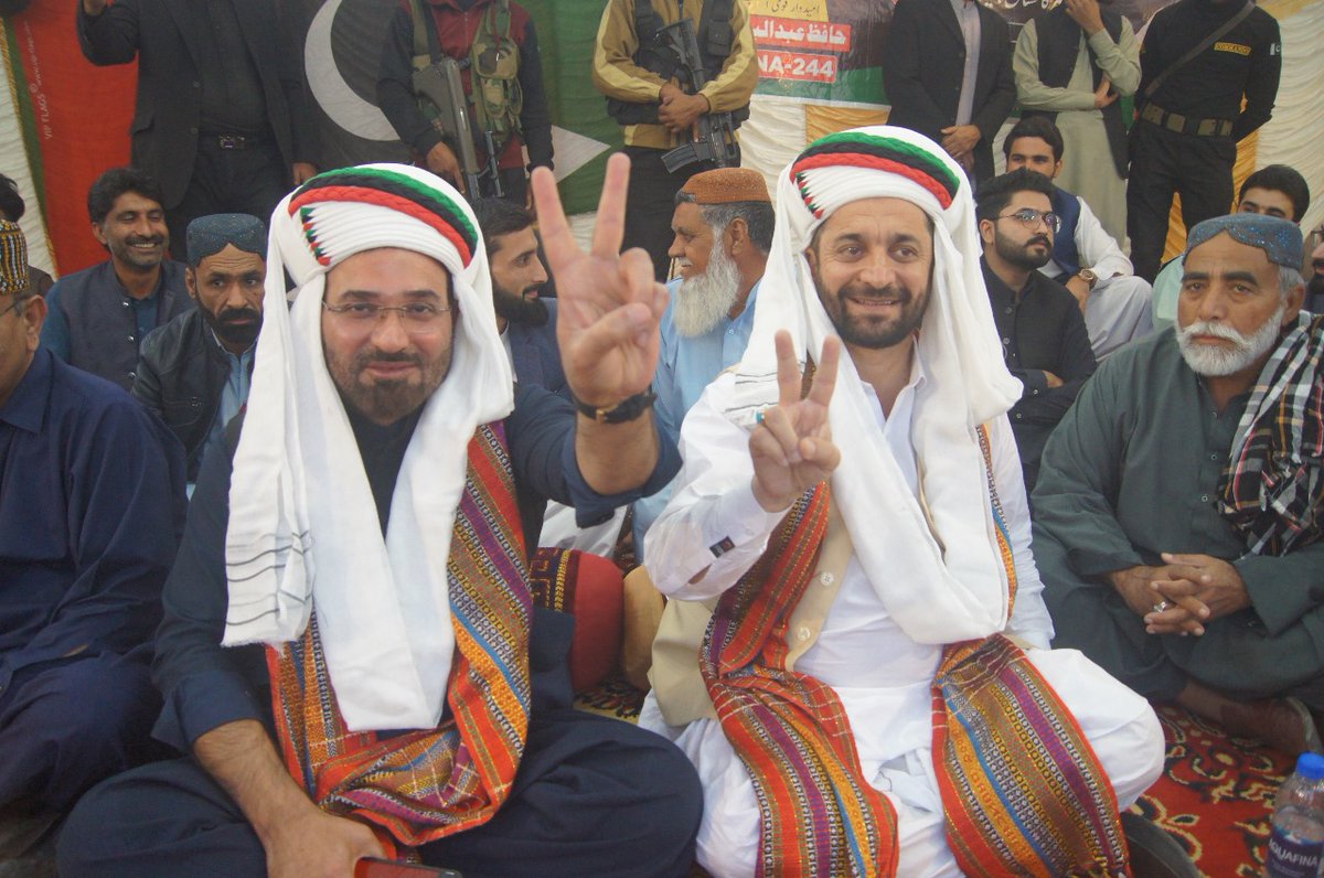 AliAkbarPPP's tweet photo. امیدوار این اے 244 حافظ عبدالبرصاحب پی ایس 116 کے امیدوار علی احمد جان الیکشن کےسلسلےمیں یوسی 13 منگھو پیر ٹاؤن میں  شاندار پروگرام منعقد ہوا۔
میزبان یوسی میں چیئرمین علی اکبر بروہی  اور وائس چیئرمین انور بروہی تھے
اہلیاں یوسی کےمعززین اورعوام نے شرکت کی اور ساتھ دینے کا وعدہ کیا https://t.co/q9AK1ba6sg
