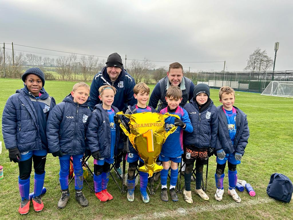 Golders7's tweet photo. Very proud of my Upchurch Colts u8 side who won their cup final this morning https://t.co/bUSHJnVWTt