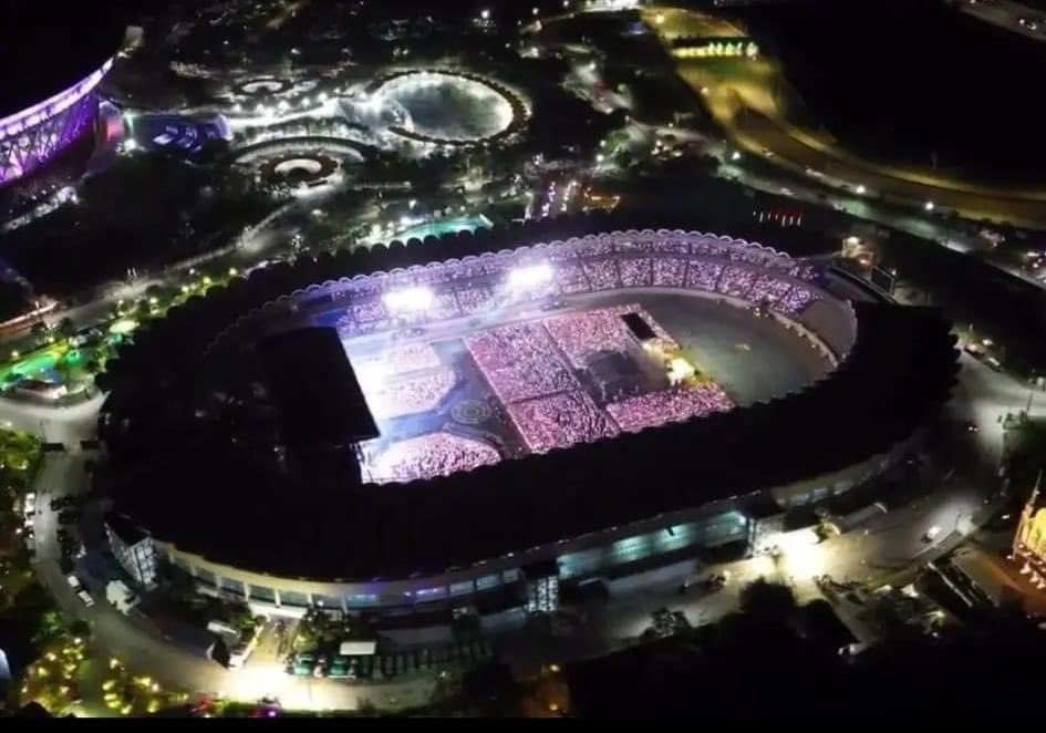 SVT_13_4ever's tweet photo. Our fandom is really growing 🫶🏻🫶🏻🫶🏻

#SEVENTEENInBulacan #SEVENTEENinMNL https://t.co/3j8oGrZhMr