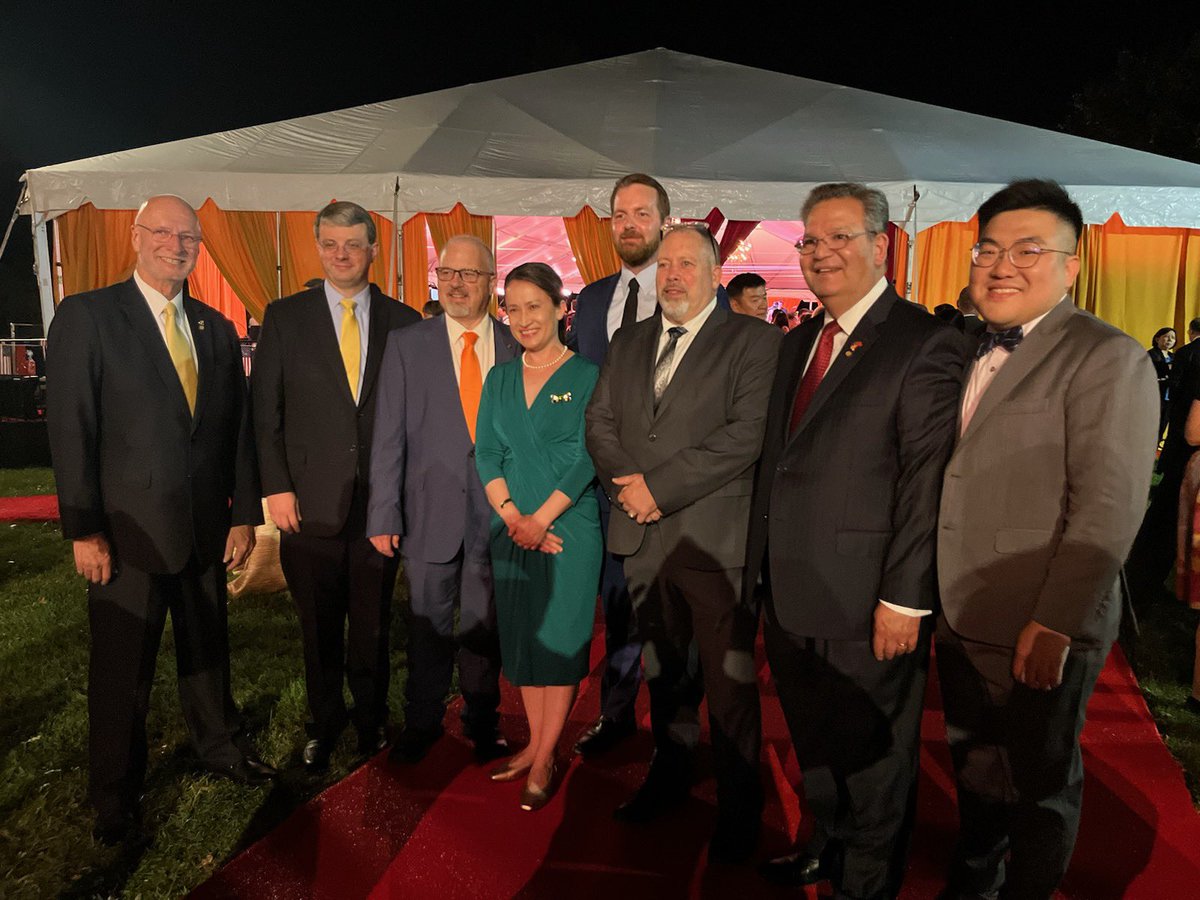 Congratulations to Former Ambassador Bi-khim Hsiao on her historic election as the next Vice President of Taiwan! 🇹🇼✨ On behalf of the people of West Virginia, we send our warmest regards and wish her a successful tenure. #TaiwanElection #Congratulations #VicePresidentHsiao