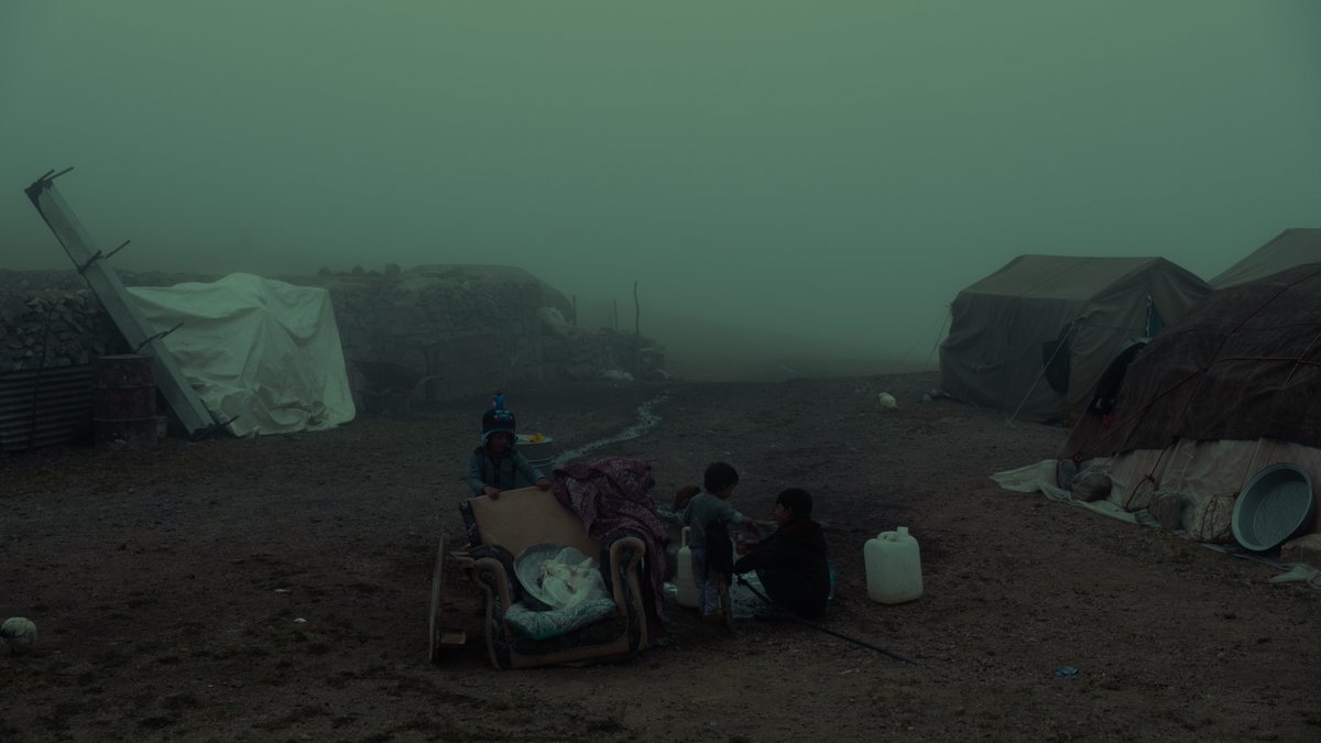 objktcom's tweet image. 'children of nomads' by @atamaniei