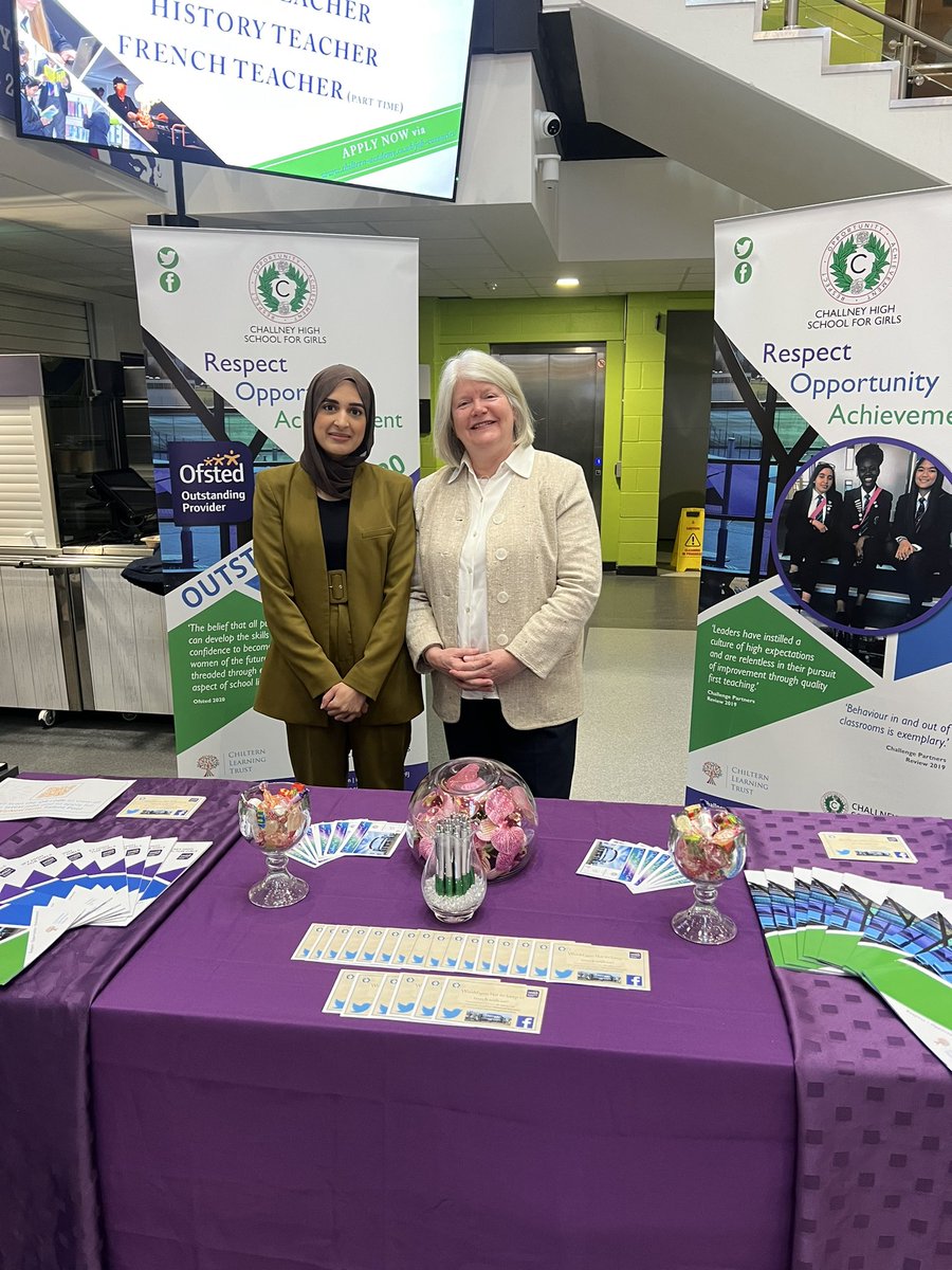 A great careers fair this morning - thank you <a href="/ChilternA/">ChilternAcademy</a> for being fantastic hosts! This will be one of my last CLT all school events and I will miss them!