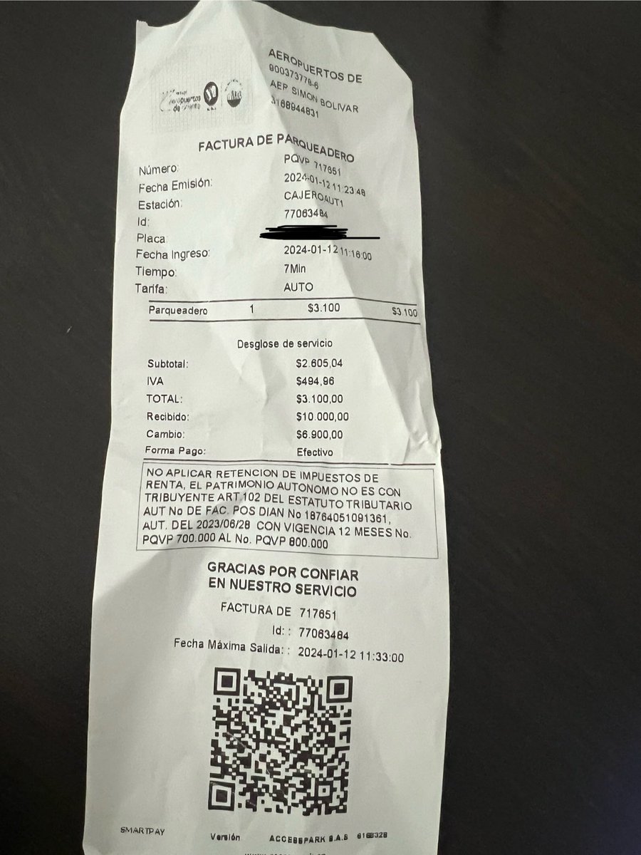 LorenaBonettCl's tweet photo. Los cobros excesivos no sólo están pasando en Cgena, ahora tbm en los aeropuertos, 7mins de parking, $442/min y hasta el nombre del aeropuerto registrado en la factura no corresponde al real😱🤦🏼‍♀️Quien controla? @vparnoticias @El_Pilon @SecGobiernoVpar @AlcaldiaVpar https://t.co/ZzkIvabYsi