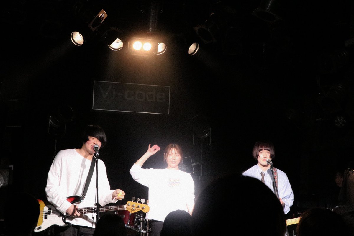 bakeru_obake's tweet photo. 企画でメッセージ入りボールを投げました⭐️ https://t.co/B37M1hD5gl