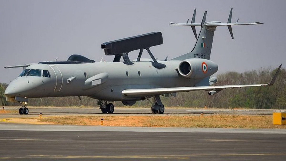 🛫🌐 #AirborneSurveillance Milestone! #IndianAirForce achieves a milestone with the induction of the third #Netra AEW&CS MK1, showcasing continuous improvement in #indigenous airborne early warning and control systems.🇮🇳🔍