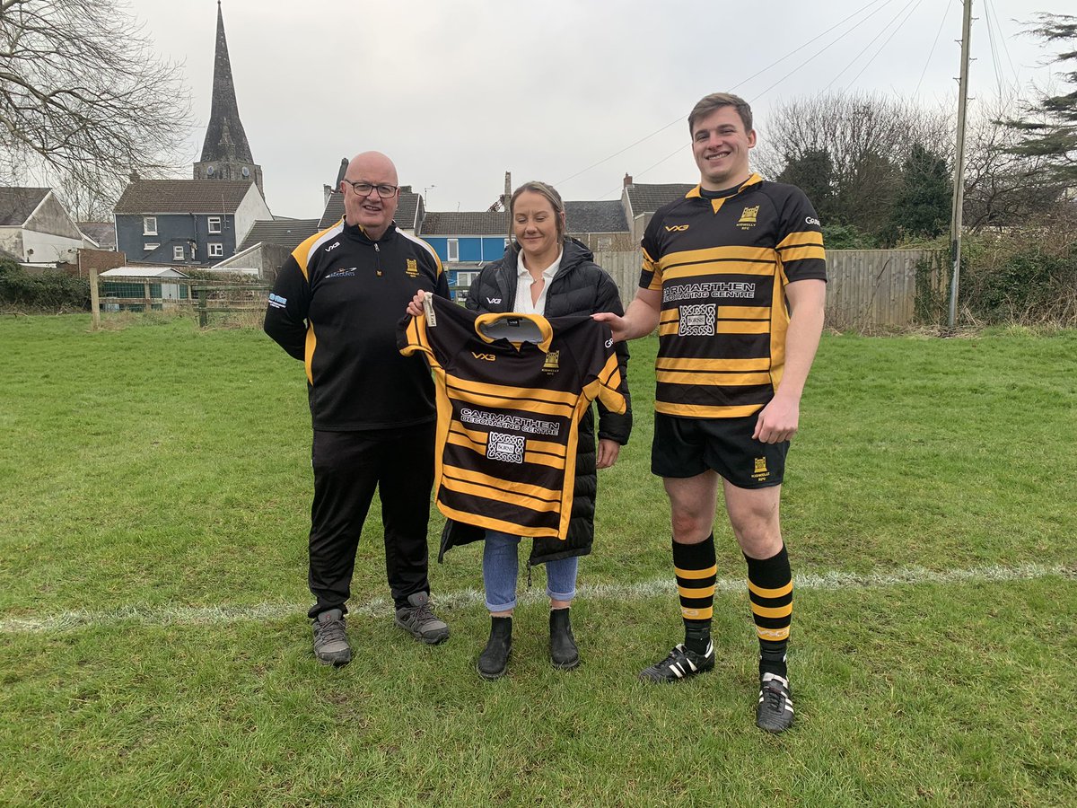 rfc_kidwelly's tweet photo. Today is the official unveiling of our new playing kit kindly supplied by  VX3 Apparel @VX3apparel , pictured with the new jersey  Kidwelly Rugby Chairman Paul Martin, VX3 Representative Keely Evans and Club Captain Richard Pearce❤️🐈‍⬛🏉 https://t.co/CNDXi9JORl