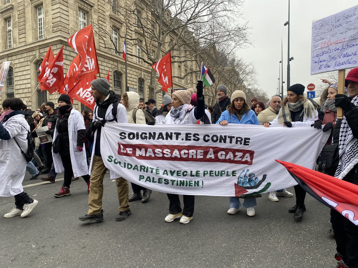 dib_saliha's tweet photo. Samedi 13 janvier 2024 Paris pour la paix #gaza #palestine #paris #cessezlefeu #justice #childrenright https://t.co/qjvXsnAcL0