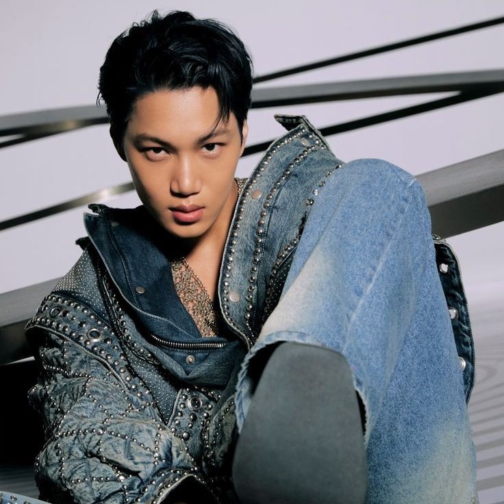 exocnu's tweet photo. Happy 30th Birthday KAI 🐻🎉

— KAI (Real name: Kim Jongin), is a singer, songwriter, model, actor, entertainer and a member of K-pop emperor, EXO. 

HAPPY KAI DAY
#갓카이탄일 
#종인이로_온세상이_가득한하루 
#Hello30thKAI 
#MrKaiHBD @weareoneEXO https://t.co/VamjSJYM9D