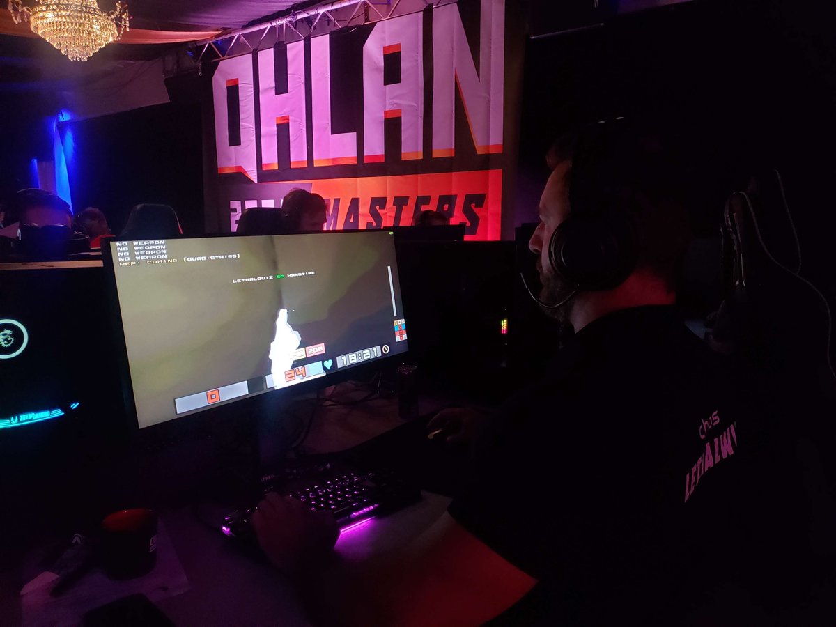 tastyspleentv's tweet image. Primed and ready, these players are ready to go and so are we! Tune in to watch the 4 on 4 #QuakeWorld action!

twitch.tv/tastyspleentv