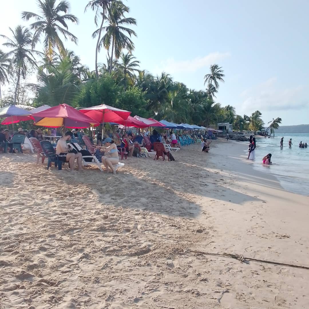 Joe Soteldo Beach 🌊 tweet media