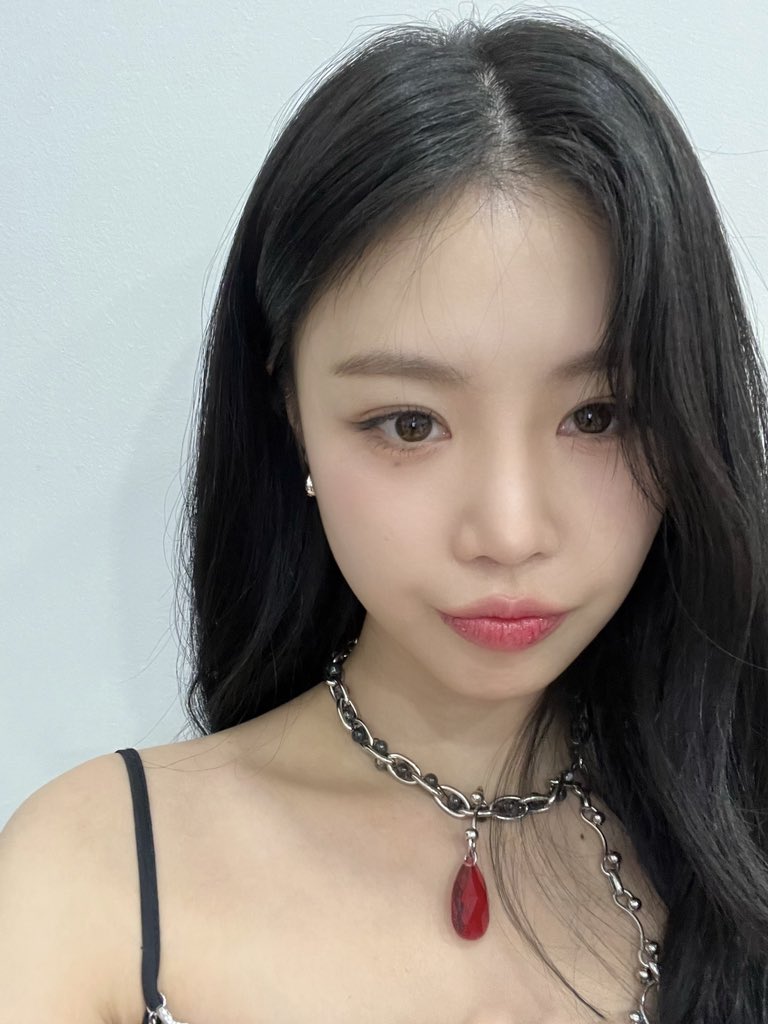 [#수탱데이📸]
2024.01.13. in Shanghai❣️

#수진 #SOOJIN