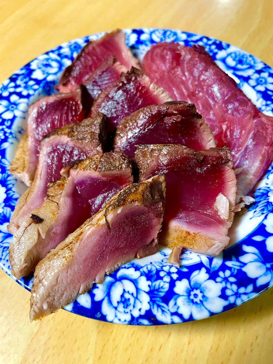 97fishingplanet's tweet photo. 久々のオフショア！楽しかったけど厳しいですなー
泳がせでイヌバーとジグでスマ拾って終了！ https://t.co/WJeL3BNdIB
