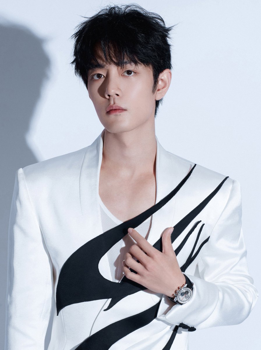 XIAO ZHAN WBN GALA 2023
#XiaoZhanWBGala
#XiaoZhanWBNight23

FIRST LOOK.                    SECOND LOOK.