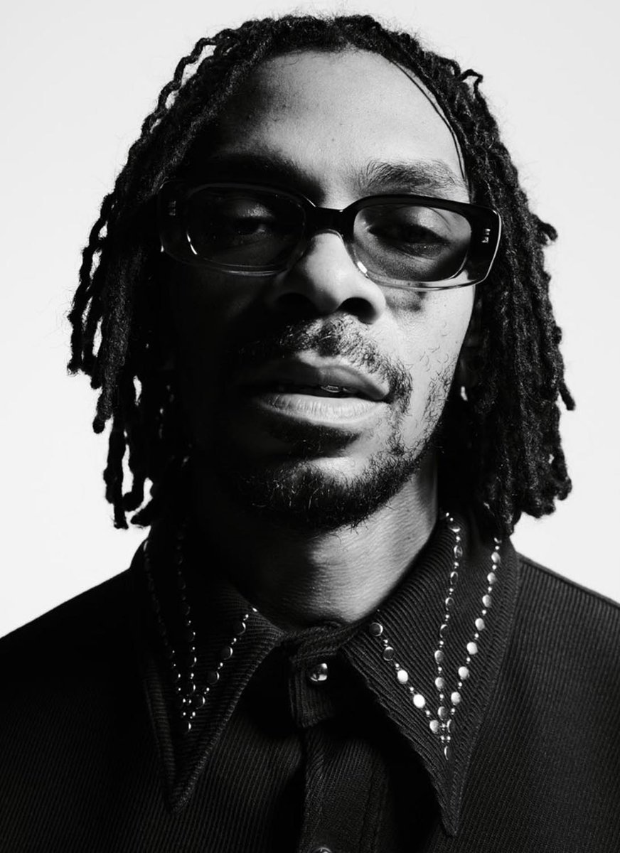 NotionMagazine's tweet photo. “The feeling of people discovering you is humbling and I’m ready to prove that I’m the best out there right now.”

@erickarcelliott talks turning insecurity into superpowers, being a natural psychonaut and finding solace on his debut album.

https://t.co/7xKFBHzqwb https://t.co/R7r1Lpf8M3
