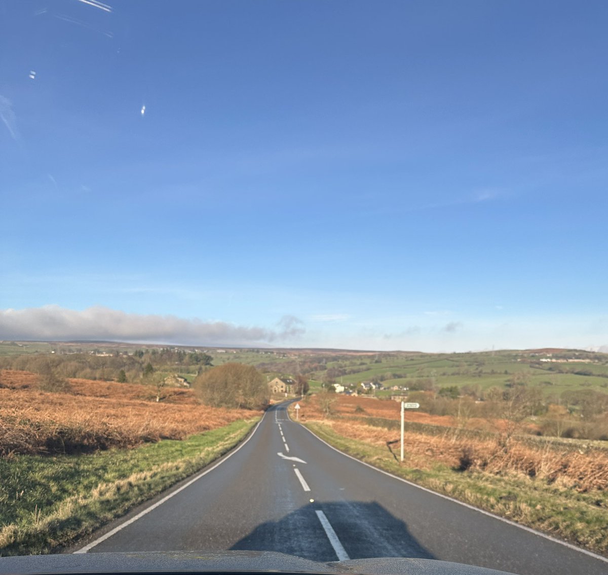 Obv_Delulu_Bex's tweet photo. Todays view #Ilkey #Yorkshire https://t.co/xnESdffZJC