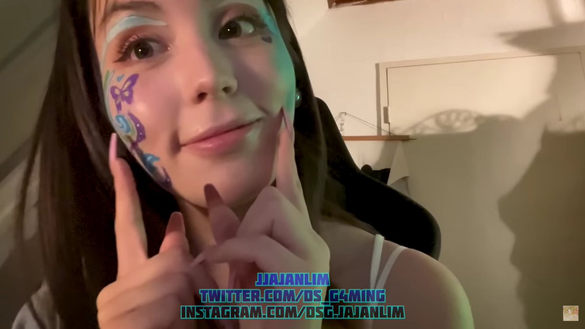 DS_G4m1ng's tweet photo. "Good Ol' Classic ASMR" New update for my favorite ASMRtist @ASMRBluekatie all highlights captured by me  I'll rewatch this before I go to sleep 💙💗😴 #ASMR #ASMRBlueKatie #makeupasmr #handmovements #mouthsounds #lofi #Twitter #foryou #asmrjapanese #dutchasmr #asmrlofi https://t.co/YUuAiITsAq