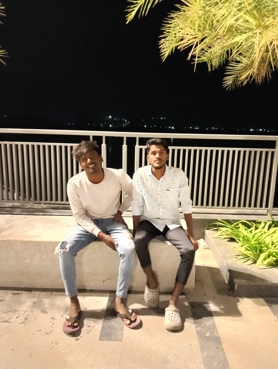 MashnuLucky's tweet photo. Night out Mini tank band (nizamabad) https://t.co/Tr66GopRcT