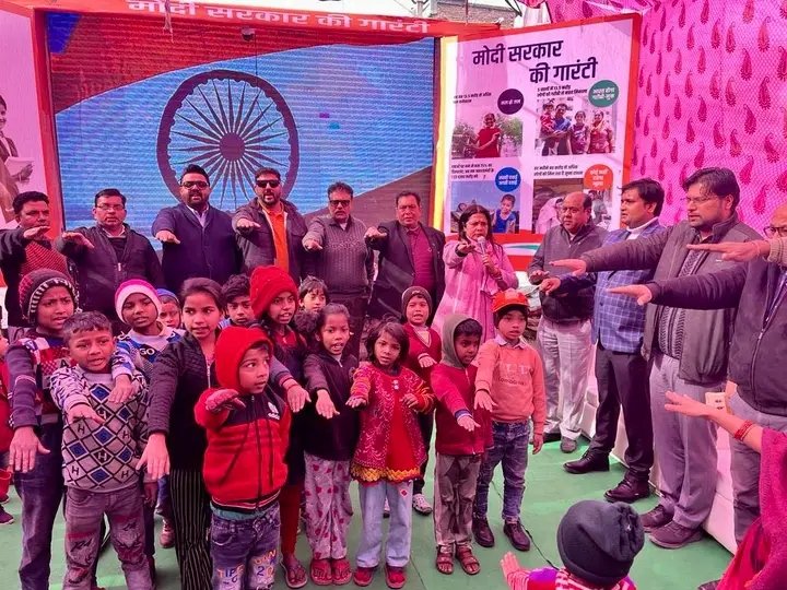 DMwestDelhi's tweet photo. Under overall supervision of District Magistrate West @SinghKinny , #ViksitBharatSankalpYatra successfully conducted in Kirti Nagar area under Sub Division Rajouri Garden where govt services are provided smoothly! @PMOIndia @HSVB2047 @LtGovDelhi @PravirJain https://t.co/vjneGb2Va9