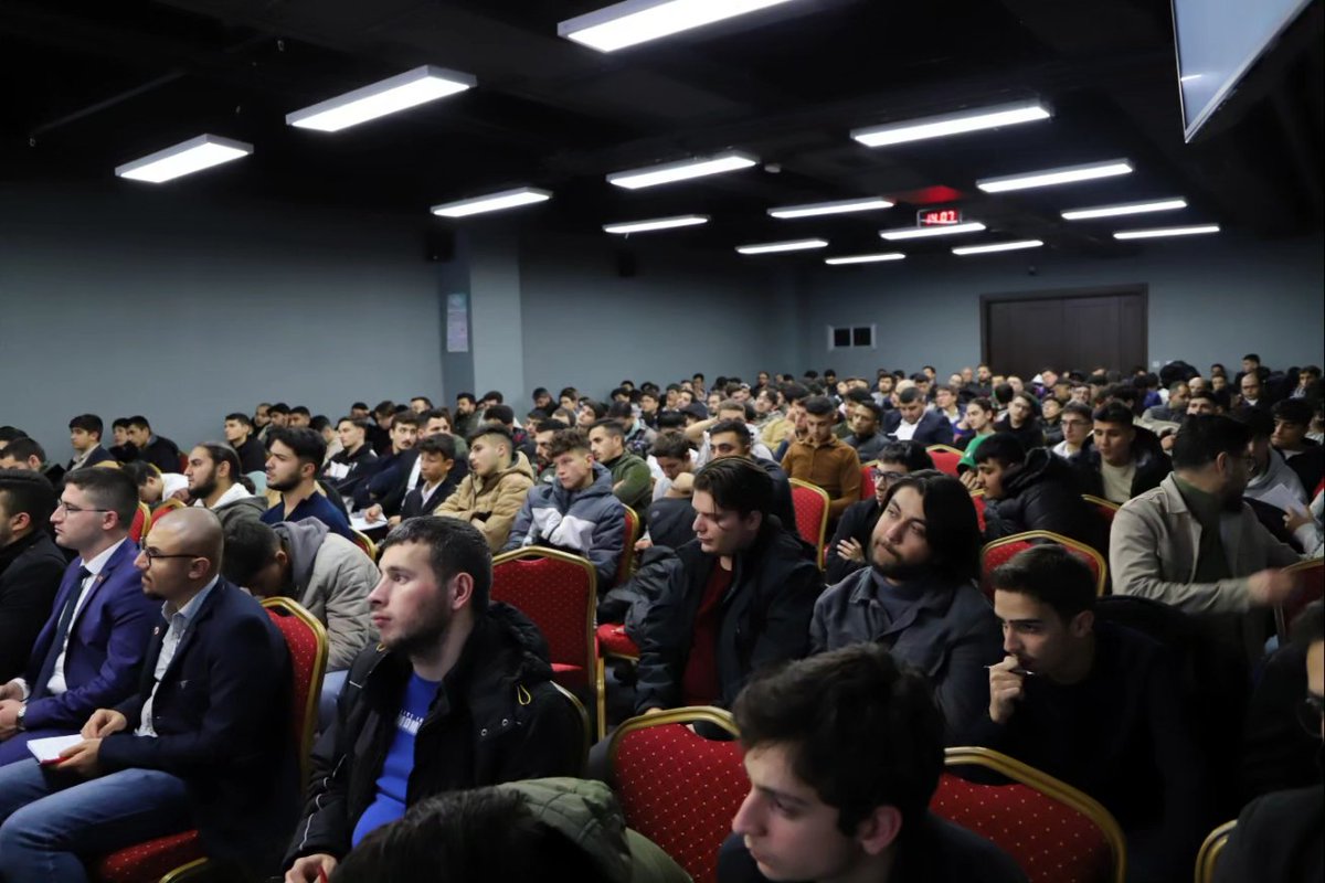 📌 Gençlik Kolları Genel Merkez Eğitimleri

Saadet Partisi Genel Başkan Yardımcısı Yusuf Sunar, “Tanıtım, Medya ve İletişim” konulu sunumlarını gerçekleştirdi.