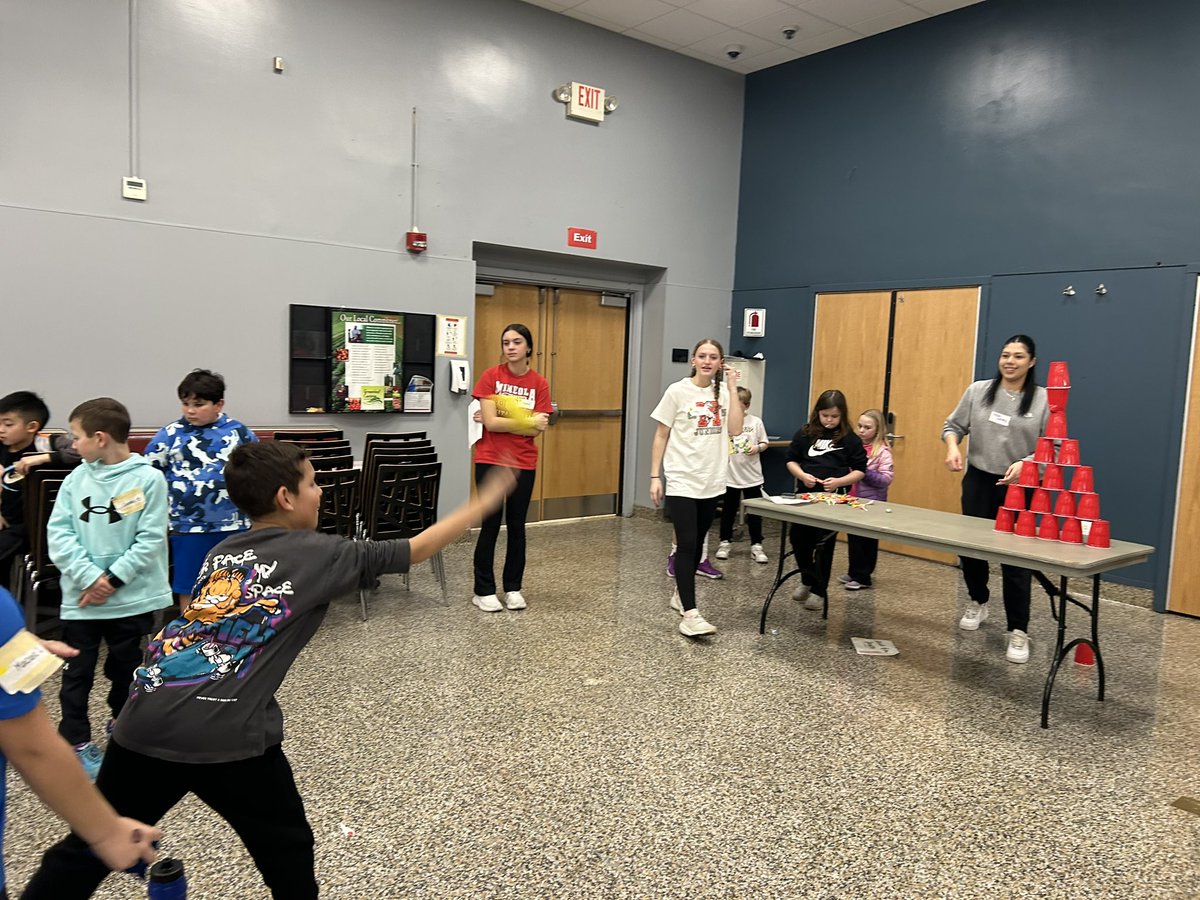 Carnival Night was a blast! Thank you to all the 1st-4th grade learners who participated! We enjoyed the night just as much as the kids! #MineolaProud