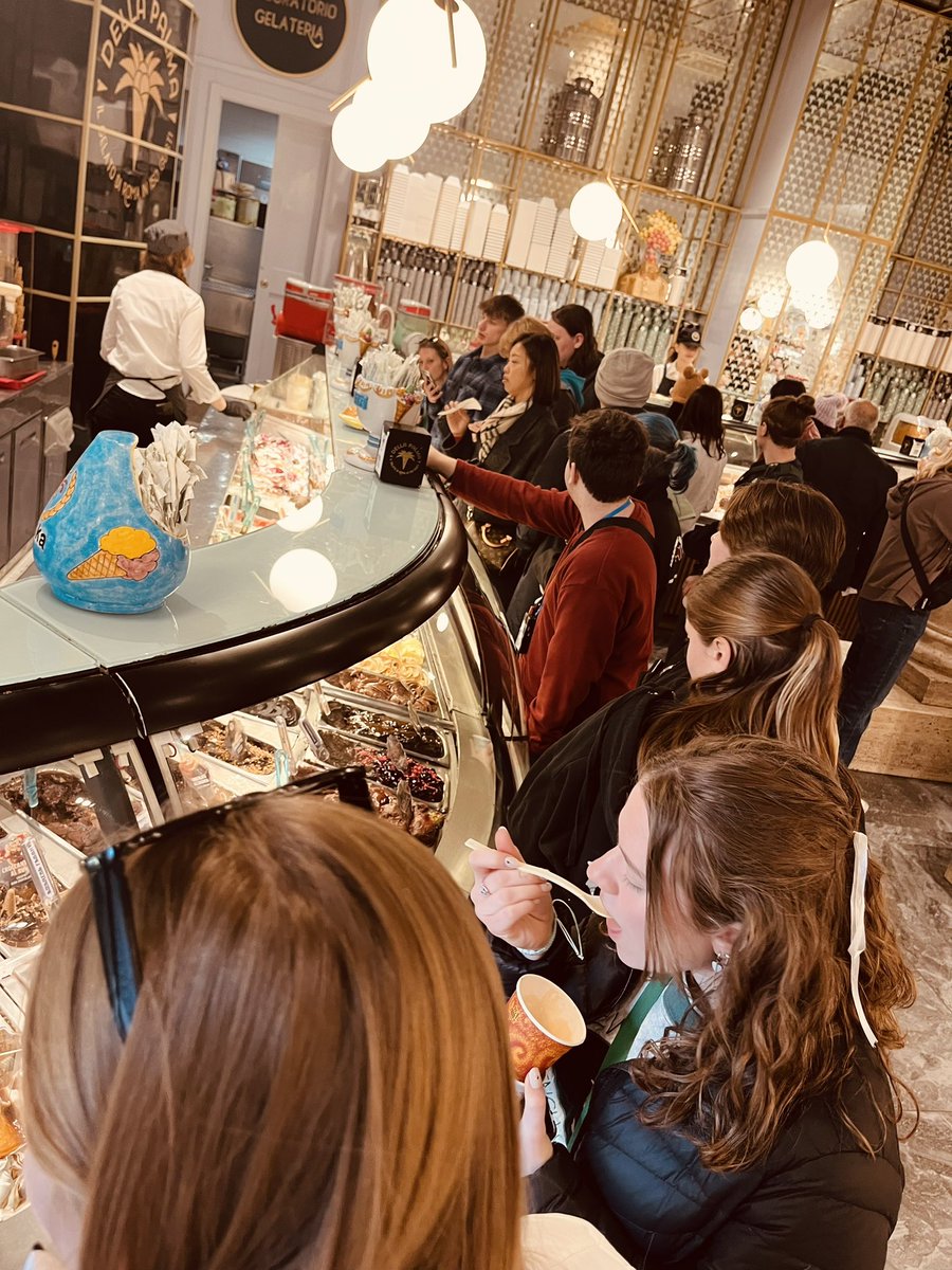 CoachWillems's tweet image. Gelato courtesy of our fabulous guide Paul &amp;amp; an HBD affogato for Miss Marin - last day in Rome ❤️🇮🇹 #ItsYourBirthday#Gelato#Rome #BestStudents #JTerm