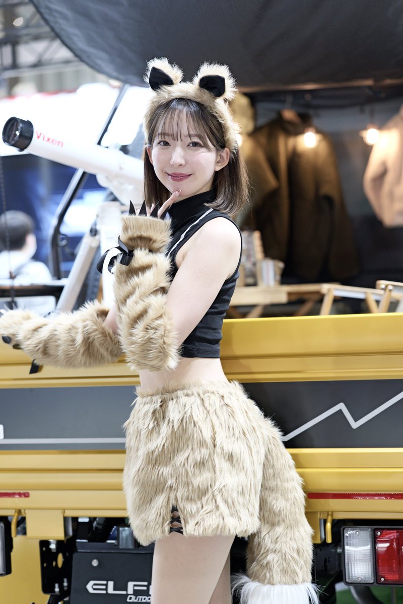 pon_pon_ta82's tweet photo. 村上楓さん@kaemuuu
とっても可愛い😍
衣装も似合ってた‼︎
#kaemuuu
#いすゞ #モデル
#TOS2024
#東京オートサロン2024 https://t.co/7nX0sXzA9F