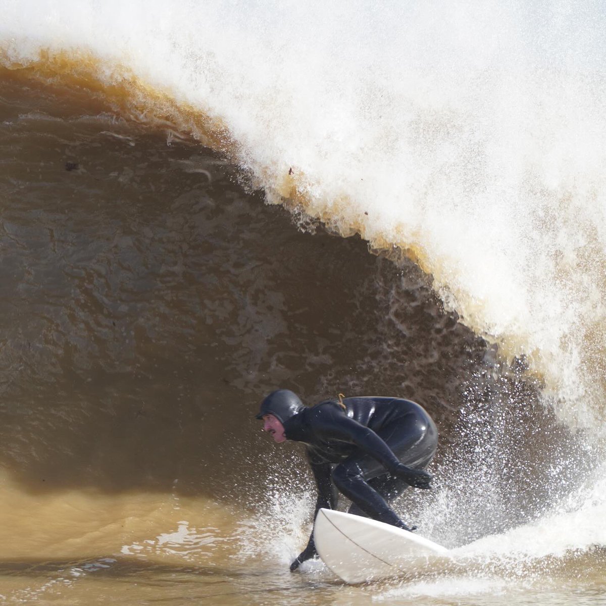 ACKCurrent's tweet photo. This wave along #Nantucket’s eastern shoreline only breaks once every few years, if that. 

A handful of island surfers were there at Quidnet Beach on Wednesday to take advantage.

📸: @kitnoble https://t.co/P8RBcdeqWs