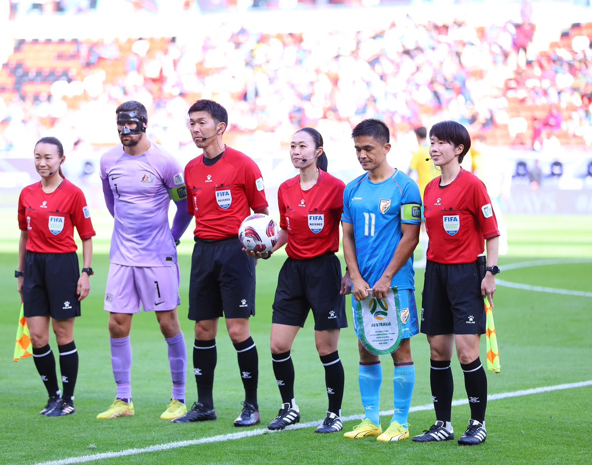 IFootcric68275's tweet photo. Some nice 📷 from #INDvsAUS

#IndianFootball  #BlueTigersInAsia
#AFCAsianCup #SunilChhetry  #AFCAsianCup2023 #Qatar

https://t.co/SBANX3VQKs