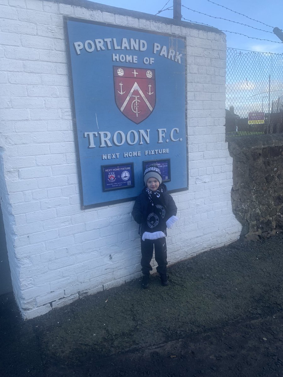 Football ground number 30 for Lyle today away to <a href="/Troon_FC/">Troon F.C.</a> ⚽️ Hoping for 3 points for <a href="/CumnockJnrsFC/">Cumnock Juniors FC ⭐️⭐️⭐️</a>  ⚫️⚪️