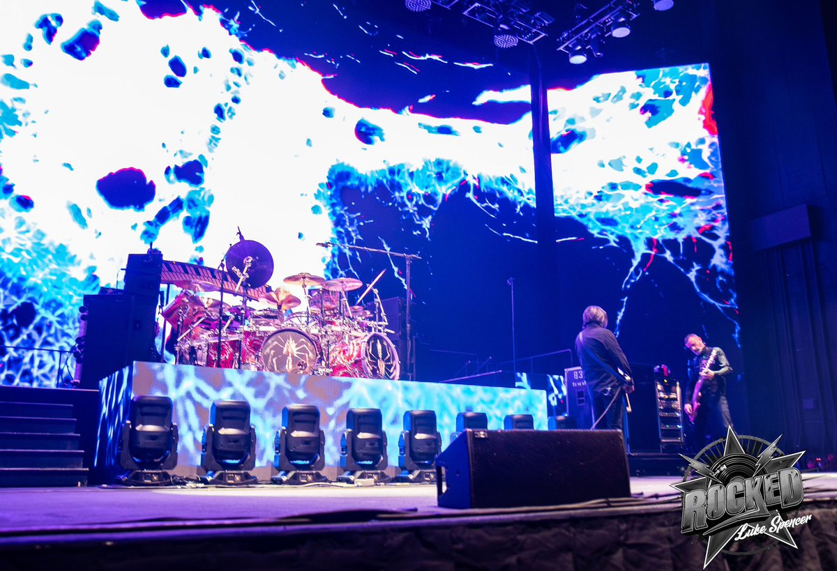 ToolPusciferAPC's tweet image. @Tool @CFGBankArena @mjkeenan @lobalorning @AdamJones_tv #DannyCarey #ToolTour 📸 Luke Spencer @RockedNet