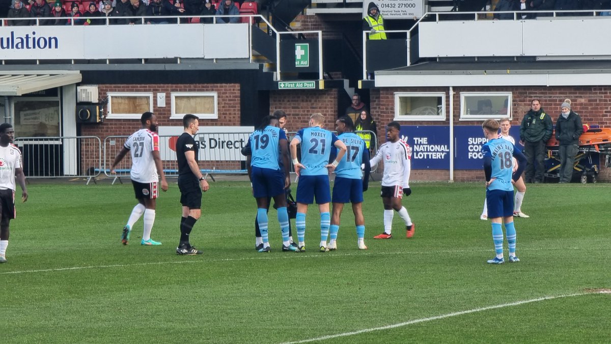 TORQUAYTALK's tweet photo. Absolutely peak TUFC. DOA is down and his afternoon looks to be done. Unbelievable. We've played 2 kins #tufc https://t.co/erQ9uyGhdp