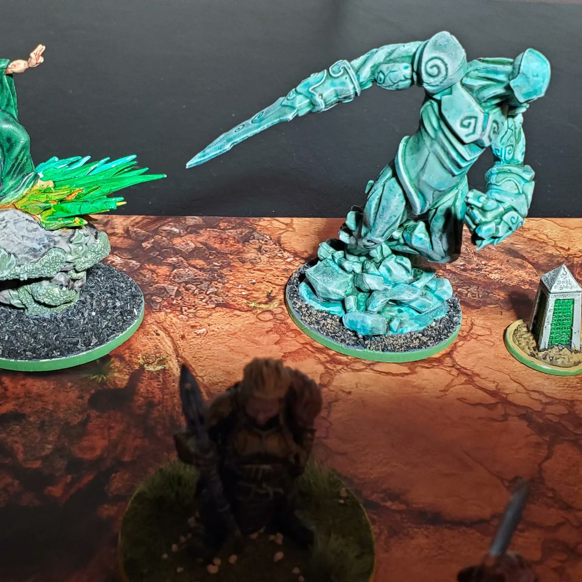 Robocad's tweet photo. @SteamforgedLtd I've had a lot of success with Shayle in my warband. https://t.co/iFiggF6j0w