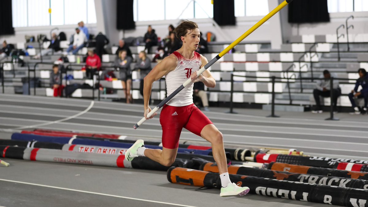 LouisvilleTFXC's tweet photo. Our guys went flying today ✈️

Men’s Pole Vault:
🥈Ty McPhail - 5.18m (17-00.00)
🥉Cade DeWitt - 5.18m (17-00.00)

#GoCards https://t.co/1OPtE3urQr