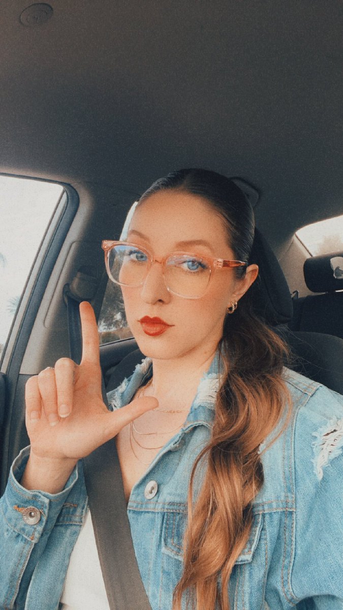 goddessdani32's tweet photo. You micro dick losers could never touch a bitch as hot as me and you know it, lol pathetic 🤭📏🤏🏻 https://t.co/gdkv2AFkRg