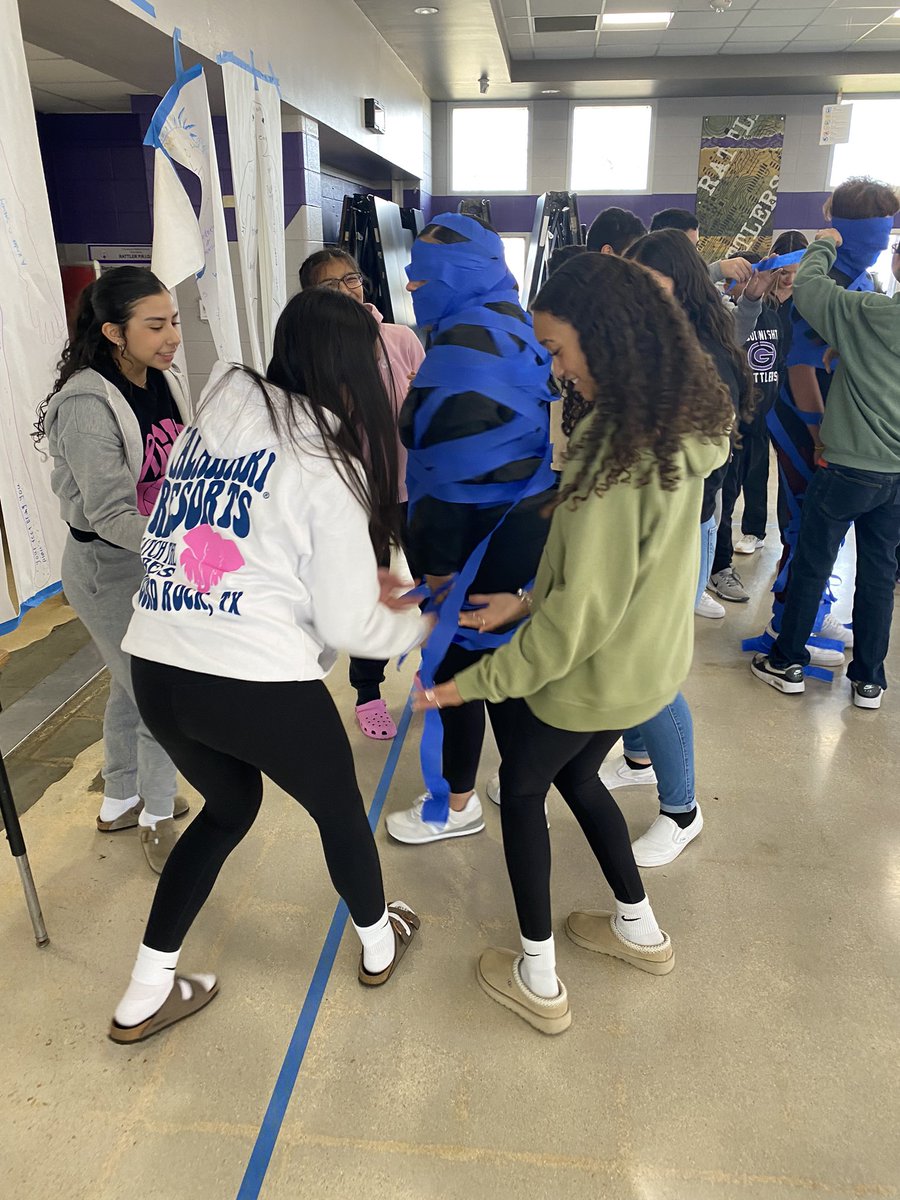 What a great day for GEAR UP Goodnight students today! The Leadership Camp, led by Top School Speakers, was amazing. Thank you students for leading the way to success! Thank you   Top School Speakers for this dynamic opportunity!🔥💪💜
 #GEARUPWorks