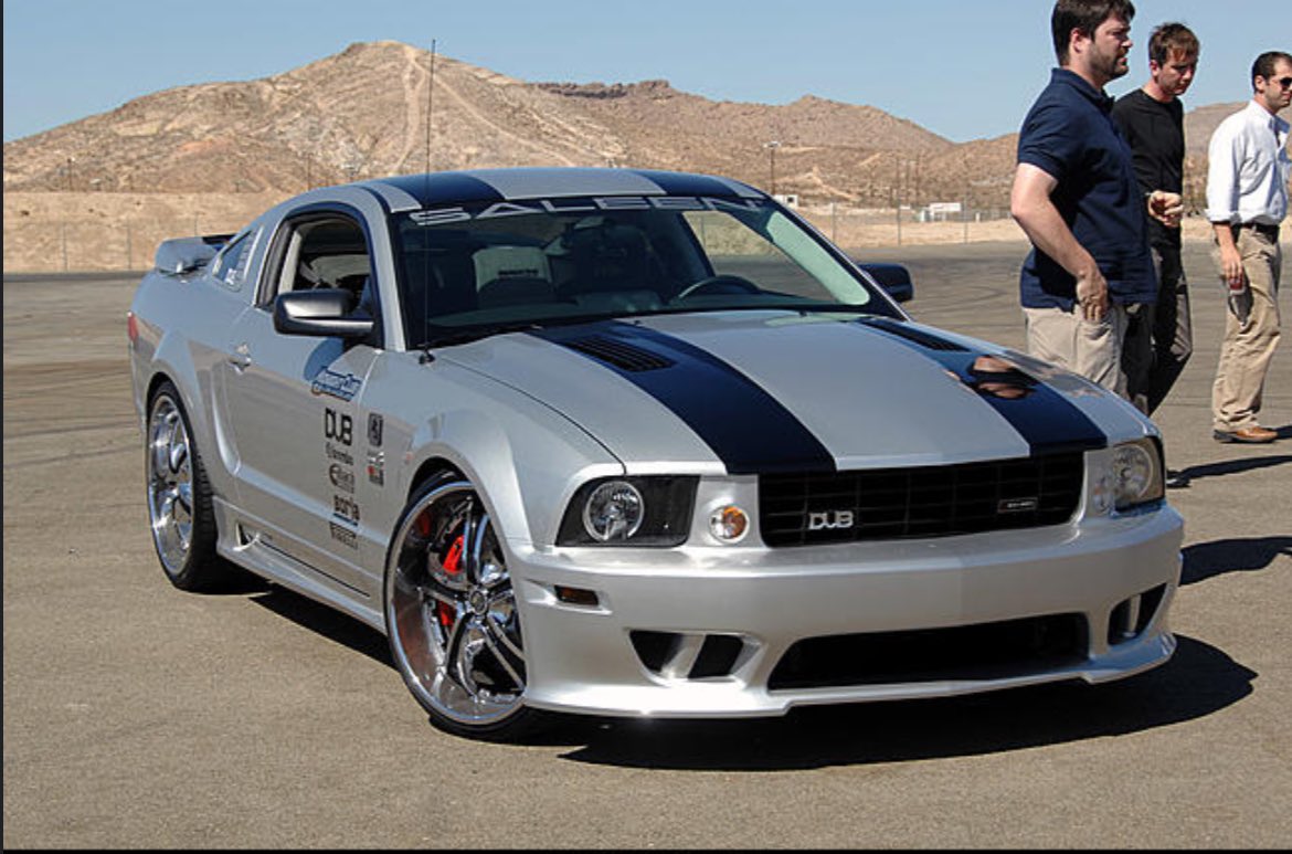 toonzoku's tweet photo. Shoutout to Ford Mustangs gotta be one of my favorite genders. https://t.co/2hwvdy5w8R