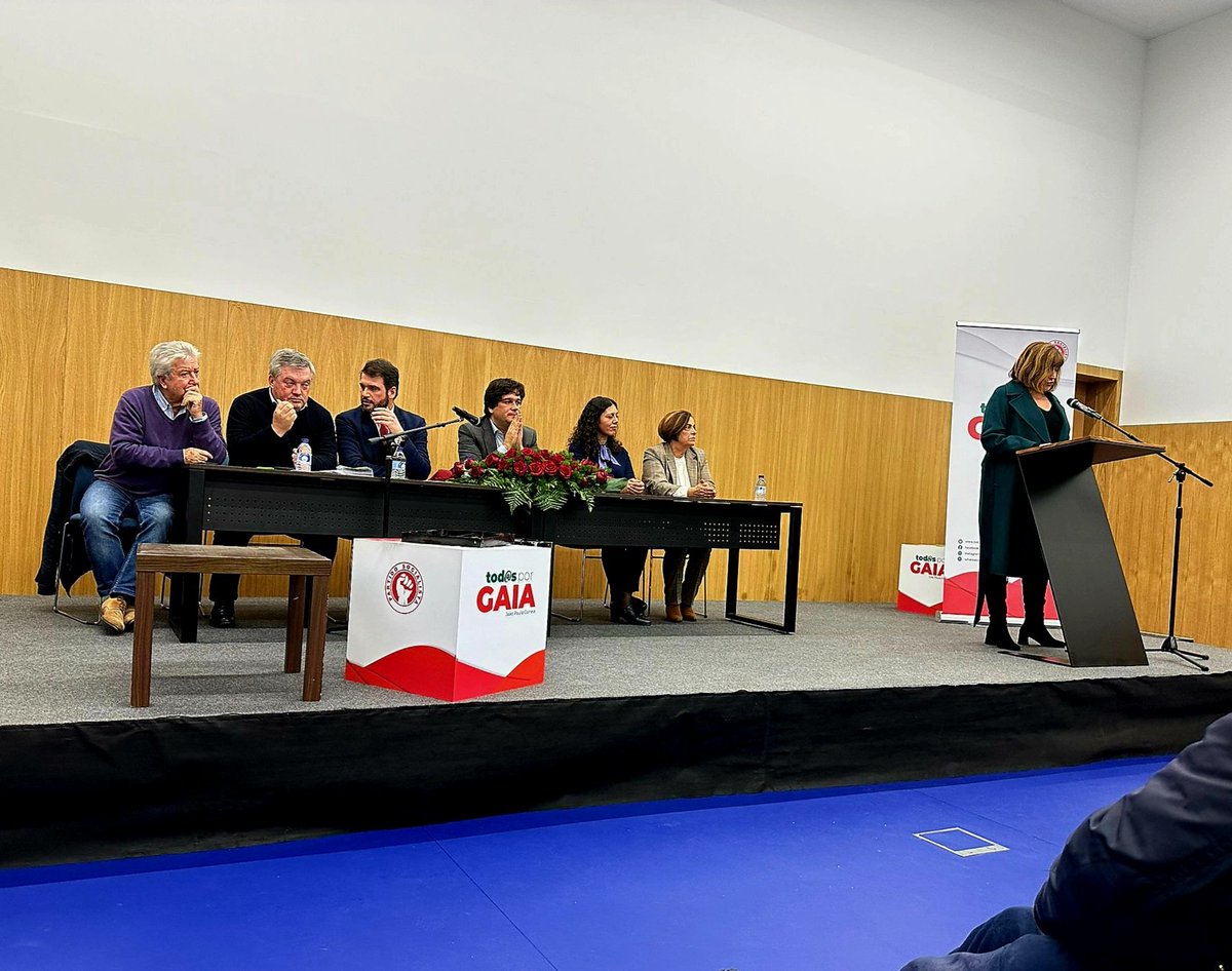 Participei ontem, em CANELAS,  da tomada de posse da Comissão Política Concelhia do Partido Socialista Vila Nova de Gaia, liderada por João Paulo Correia.