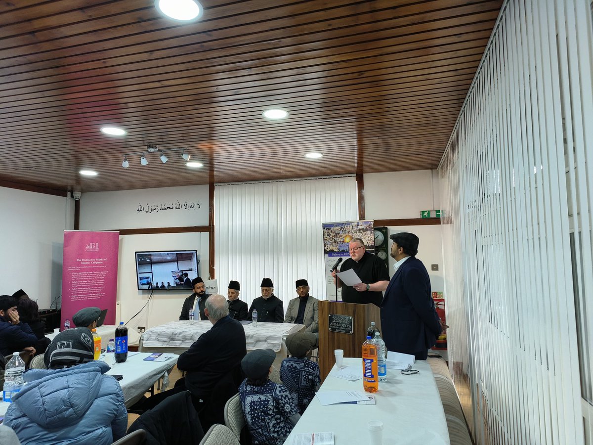 AMA_Dundee's tweet photo. Thank you to all the speakers at our event #prayersforpeace in #Dundee today. We hope and pray for peace and end to all injustice around the world. Imam At Ul Mujeee Rashid sb @michaeljmarra @FatherDJGordon @mikebhaines and Jack Gold. https://t.co/Yp92qol0fT