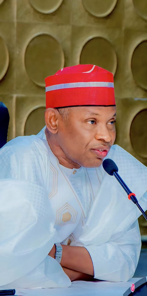 Sanarwa Sanarwa Sanarwa 

Maigirma Gwamnan Jahar Kano Alhaji Abba Kabir Yusuf zai dawo Kano gobe Lahadi idan Allah ya kaimu.

Za a taro shi a Kwanar Dangora da misalin karfe goma na safe (10am) zuwa filin Mahaha dake kofar Na'isa   inda Gwamna zai yiwa Al'umma jawabi.