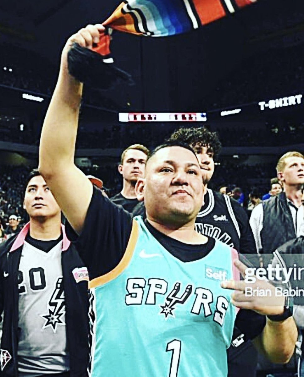 RealSpurnandez's tweet photo. One year ago San Antonio made history and being a part of it with you was so amazing!!! @ChicanaFuerte @spurs #BackHomeInTheDome #PorVida https://t.co/IolDFmPQsT