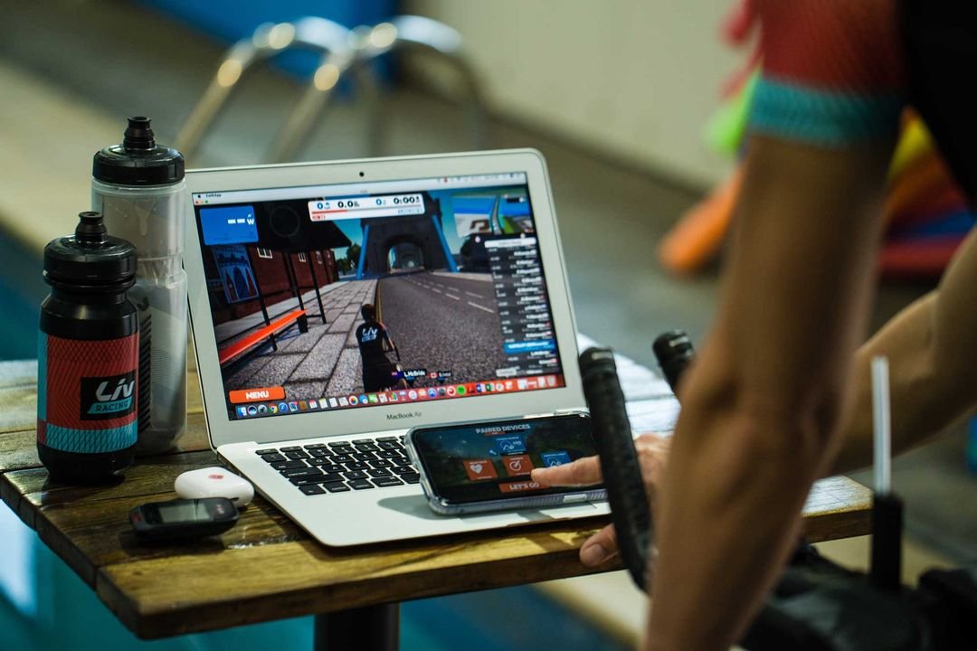 BrookfieldBike's tweet photo. Look pro and GO GO GO 🏁

Take your Zwifting to the next level with our beginner's guide ➡️ https://t.co/p9Cr8X0sgj

#Zwift #bicycle #newyearsresolution #newyearnewyou #fitness #bicycle #bike #roadbike #bikelife #triathlon #tacx #cannondale #giant-bicycles https://t.co/pz51ugosSU