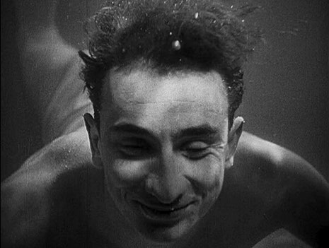 Edgepath's tweet image. An evening with Jean Vigo (1905-1934).  His four films in &amp;lt;3 hrs.
À propos de Nice (1930)
Taris, roi de l'eau (1931)
Zéro de conduite (1933)
L'Atalante (1934)