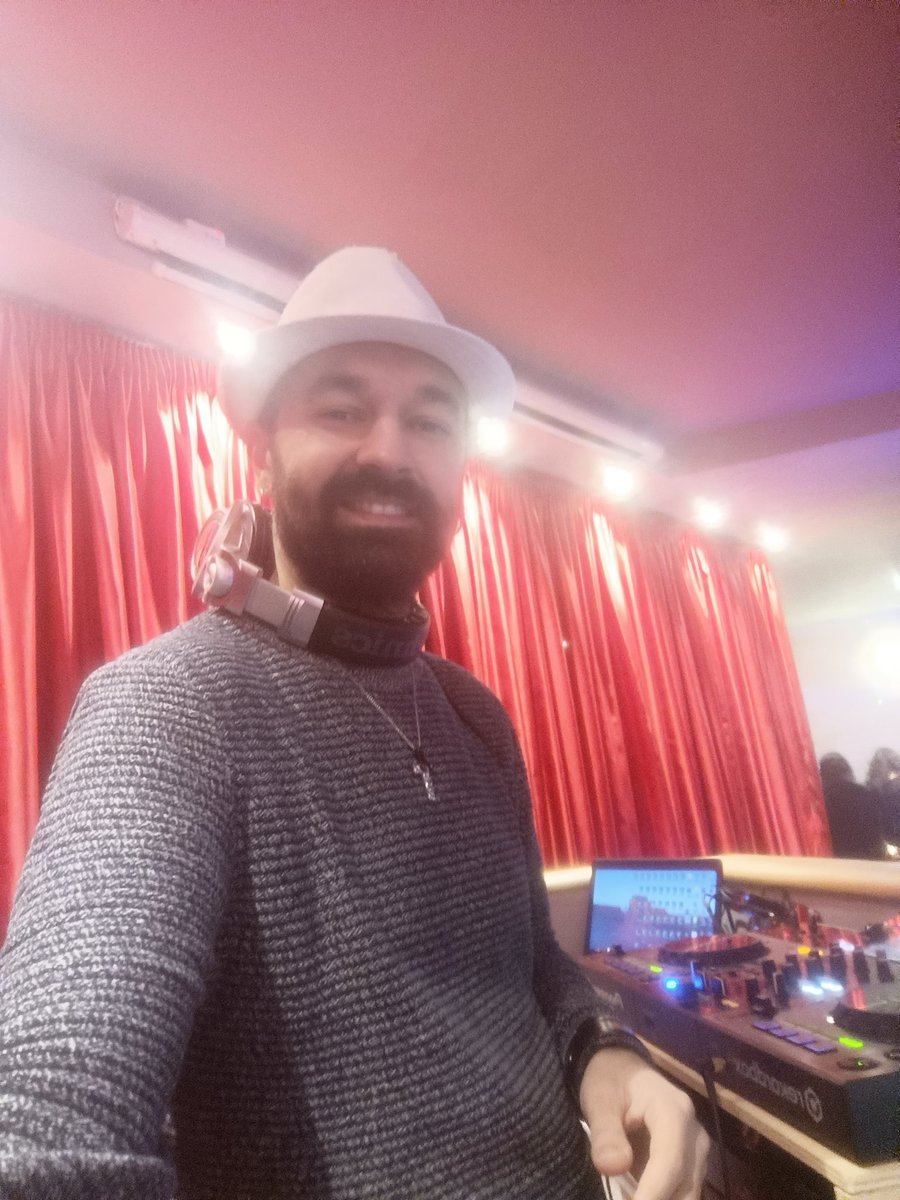 DJValerioAngeli's tweet photo. At work!

#dj #djset #djvalerioangeli #pioneerdj #xdjrrpioneer #djroma #djeventiroma #djforclub #festeprivateroma #festeaziendaliroma #djprivateparty #djevents #internationaldj #djlife #djlausanne #djlugano #eventiticino #djgeneve #exclusiveparty #exclusivedj https://t.co/VLfDusbWFo