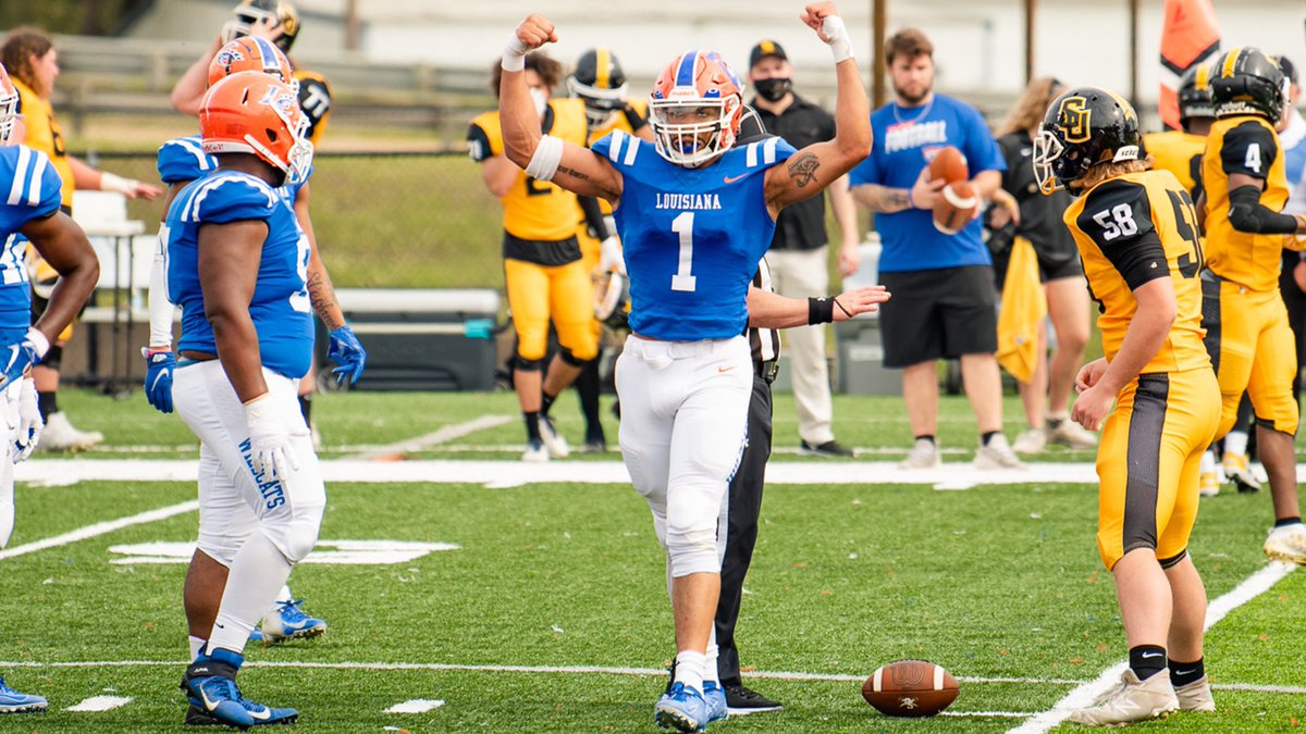 Extremely Blessed to receive an offer from Louisiana College ⭐️ <a href="/drewmaddox8/">Coach Drew Maddox</a> 
<a href="/Coach_Kendall_1/">Coach Kendall</a> <a href="/CoachKirby25/">KIRBY</a> <a href="/coachjohnson43/">WalkOn Coach</a> <a href="/shrevefootball/">Captain Shreve FB</a>